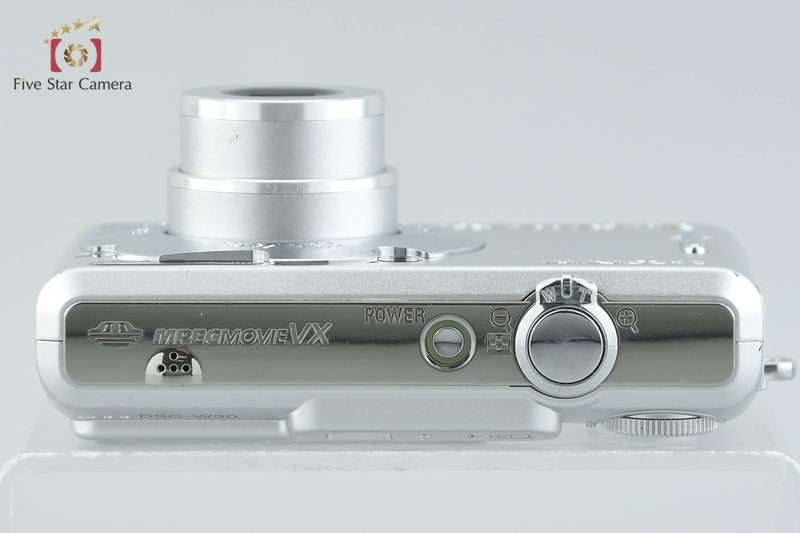 Sony Cyber-Shot DSC-W30 Silver 6.0 MP Digital Camera [Japanese Language Only]