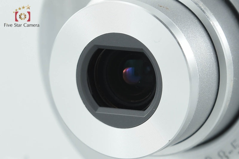 Sony Cyber-Shot DSC-W30 Silver 6.0 MP Digital Camera [Japanese Language Only]