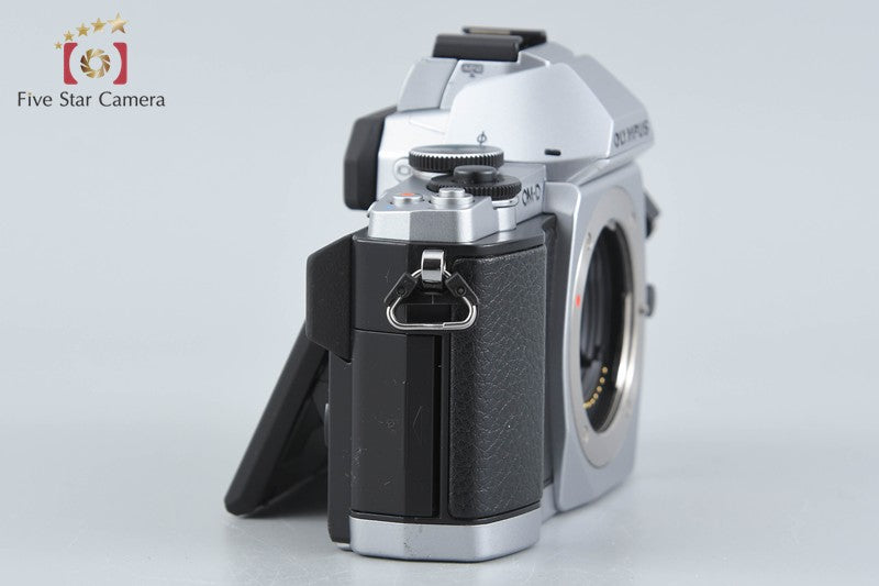 "Count 901" Olympus OM-D E-M5 Silver 16.0 MP Digital Mirrorless Camera Body