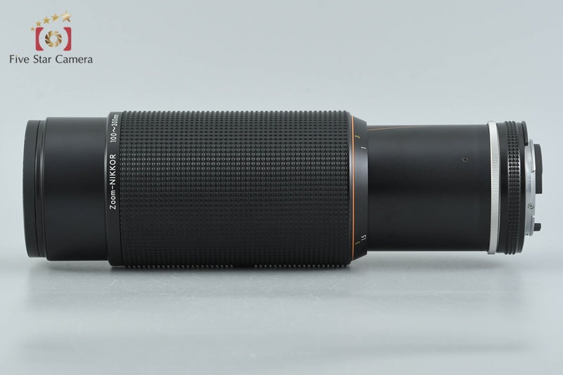 Nikon Ai-S Zoom NIKKOR 100-300mm f/5.6