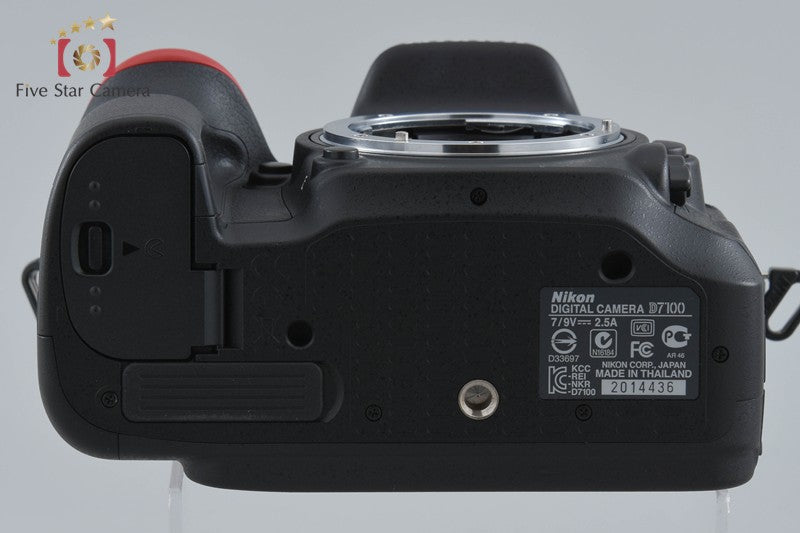 "Shutter count 158" Nikon D7100 24.1 MP Digital SLR Camera Body w/ Box