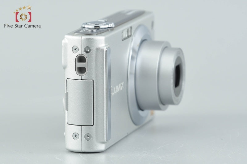 Panasonic LUMIX DMC-FS3 Silver 8.1 MP Digital Camera [Japanese Language Only]