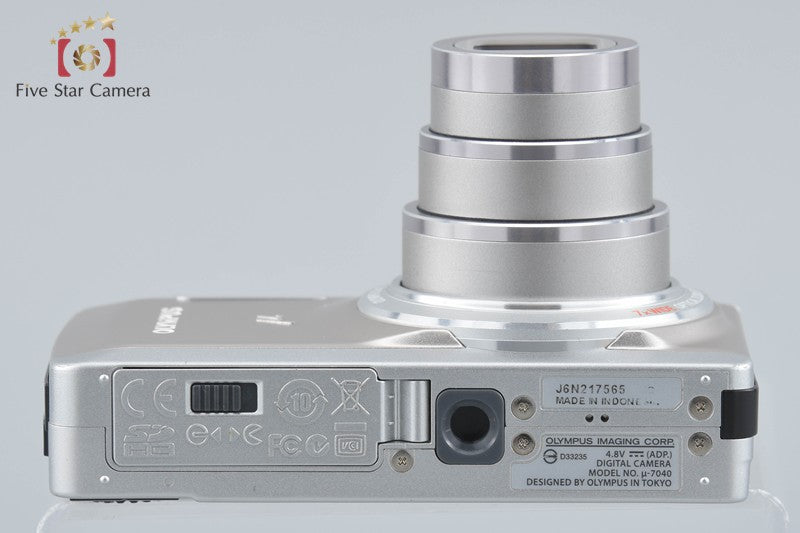 Olympus μ-7040 Titanium Silver 14.0 MP Digital Camera