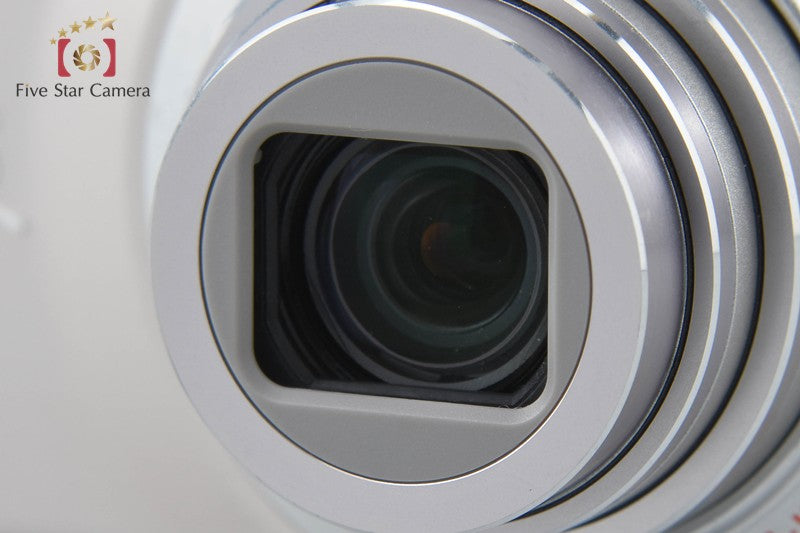 Olympus μ-7040 Titanium Silver 14.0 MP Digital Camera