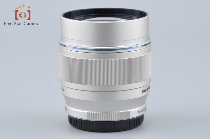 Olympus M.ZUIKO DIGITAL ED 75mm f/1.8 Silver