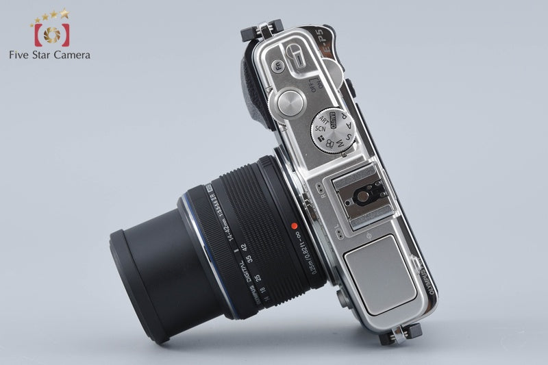 "Count 1,944" Olympus PEN E-P5 Silver 16.1 MP Mirrorless Camera 14-42 Lens