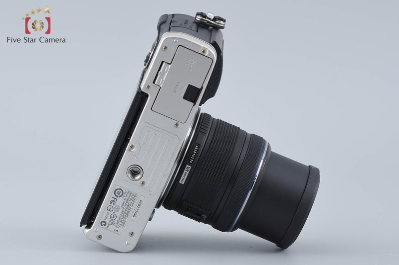 "Count 1,944" Olympus PEN E-P5 Silver 16.1 MP Mirrorless Camera 14-42 Lens