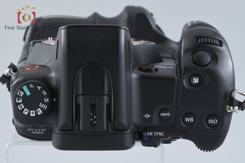 Sony α700 DSLR-A700 10.2 MP + VG-C70AM Battery Grip [Japanese Language Only]