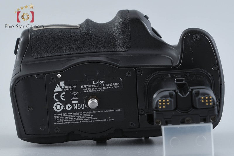 Sony α700 DSLR-A700 10.2 MP + VG-C70AM Battery Grip [Japanese Language Only]