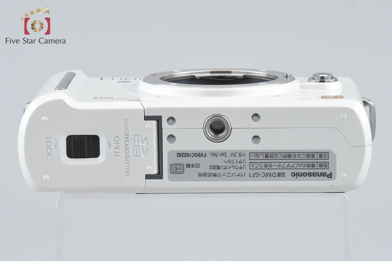 Panasonic LUMIX DMC-GF1 White 12.1 MP Digital Camera [Japanese Language Only]