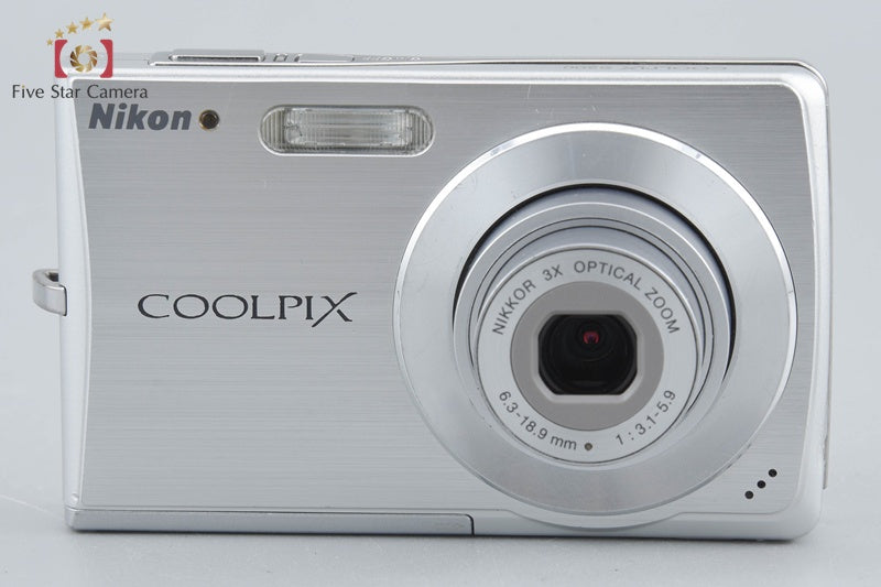 Nikon COOLPIX S200 Silver 7.1 MP Digital Camera