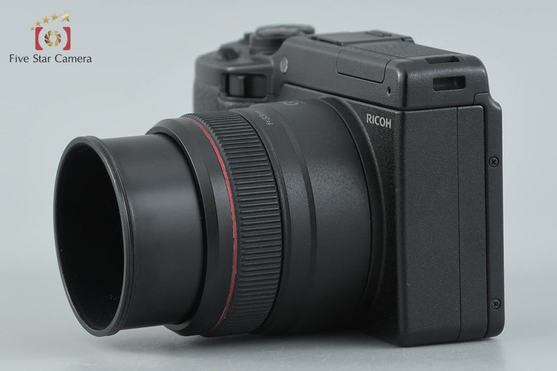 "Shutter count 9" Ricoh GXR 10.0 MP Digital Camera + A12 50mm f/2.5 MACRO