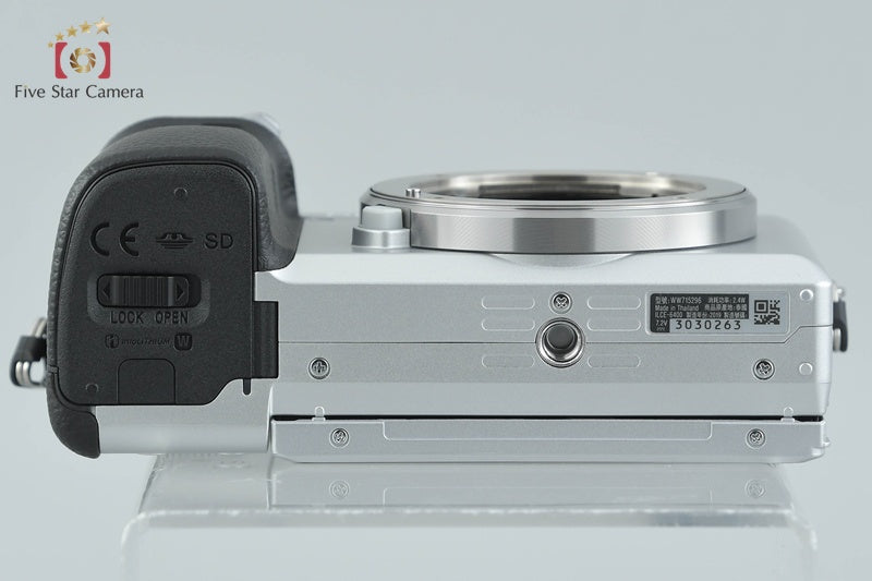 Sony Alpha α6400 ILCE-6400 Silver 24.2MP Digital Camera [Japanese Language Only]