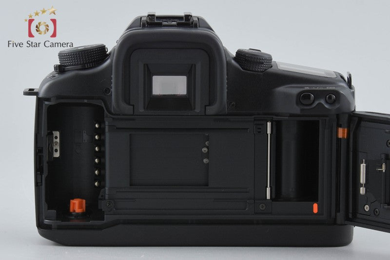 Canon EOS 7 35mm SLR Film Camera Body