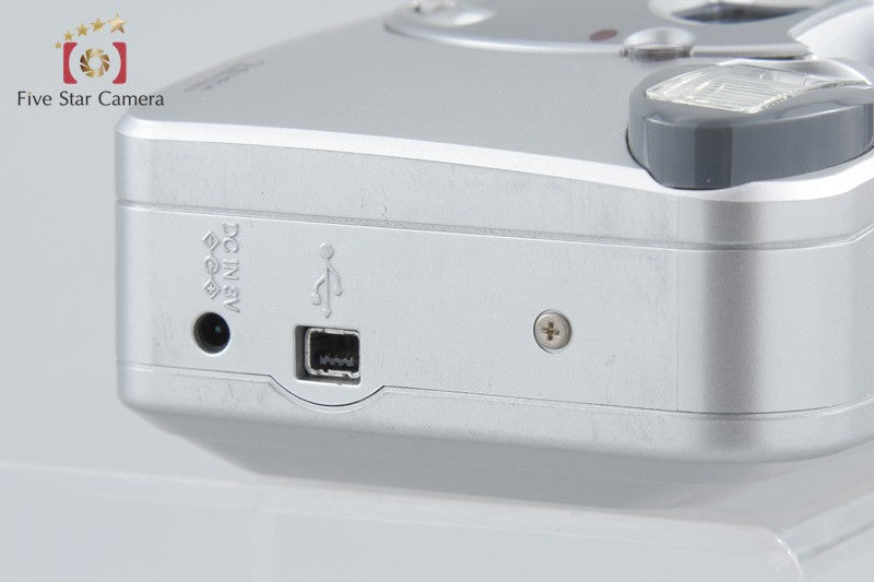 Fujifilm FinePix A201 2.0 MP Digital Camera [Japanese Language Only] from Japan