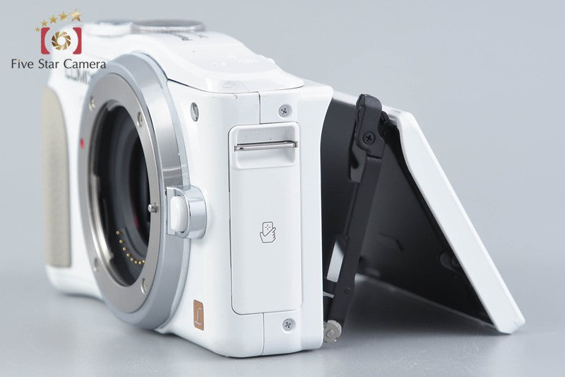Panasonic LUMIX DMC-GF6 White 16.0 MP Digital Camera [Japanese Language Only]
