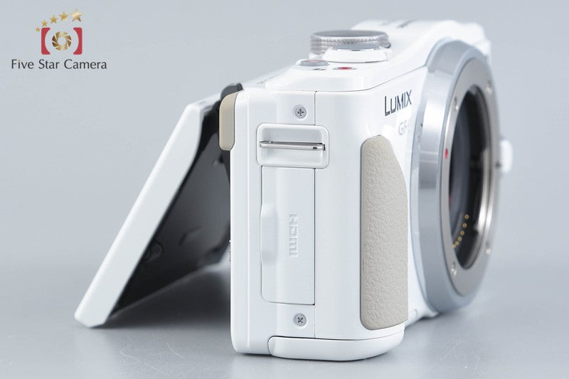 Panasonic LUMIX DMC-GF6 White 16.0 MP Digital Camera [Japanese Language Only]
