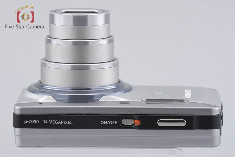 Olympus μ-7050 Silver 14.0 MP Digital Camera