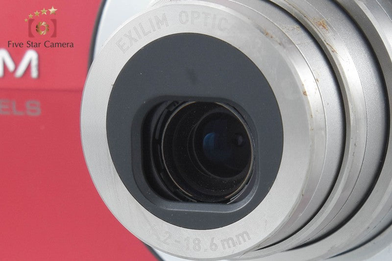 CASIO EXILIM EX-Z700 Red 7.2 MP Digital Camera