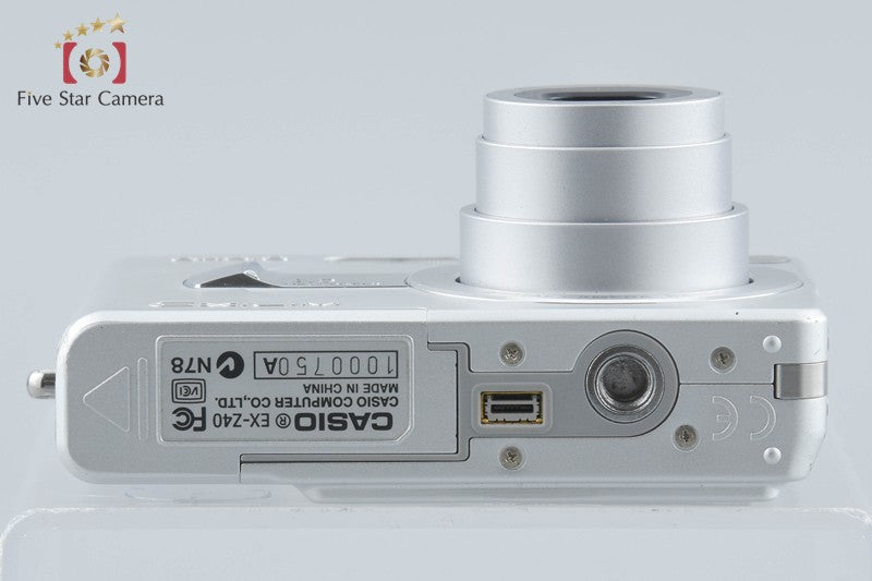 Casio EXILIM EX-Z40 Silver 4.0 MP Digital Camera