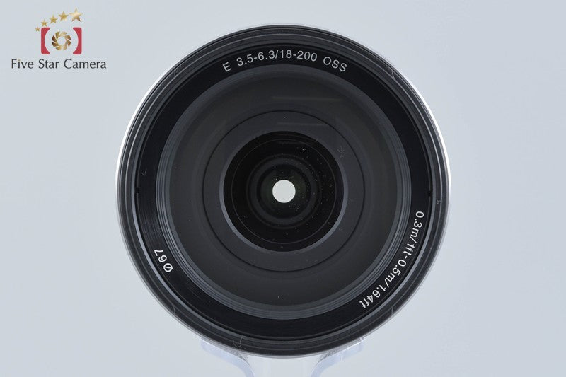 SONY E 18-200mm f/3.5-6.3 OSS SEL18200 Silver