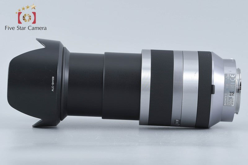 SONY E 18-200mm f/3.5-6.3 OSS SEL18200 Silver