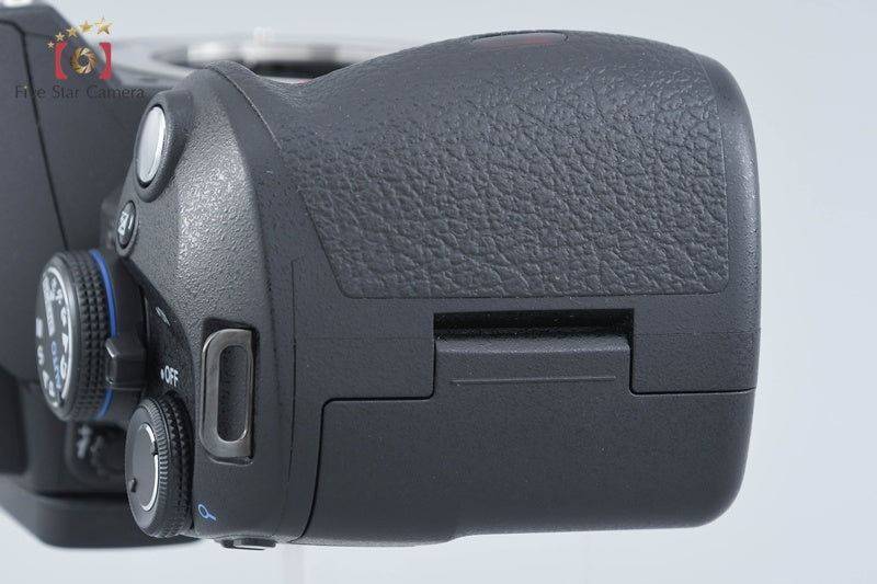 Olympus E-520 10.0 MP Digital SLR Camera Body
