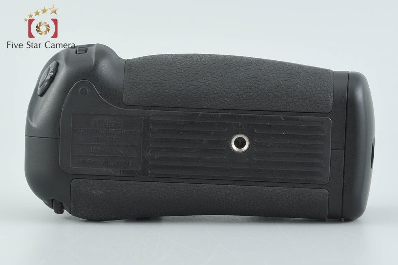 Nikon MB-D10 Multi Power Battery Pack w/ Box