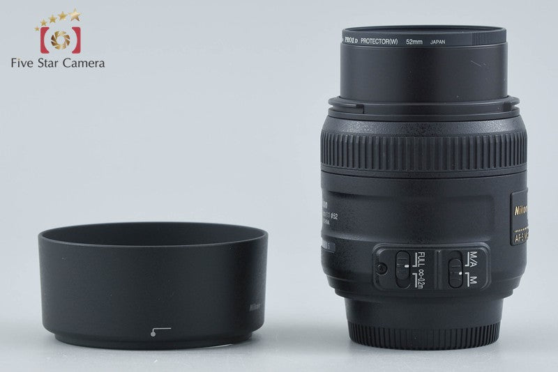 Nikon AF-S DX Micro NIKKOR 40mm f/2.8 G w/ Box
