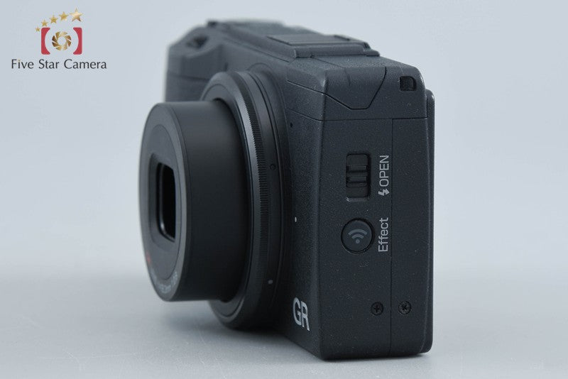 "Shutter count 682" Ricoh GR II 16.2 MP APS-C Digital Camera