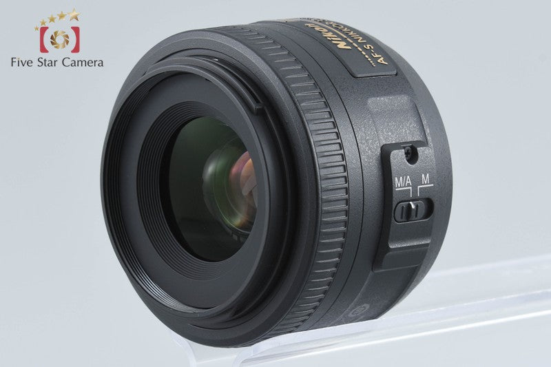 Nikon AF-S DX NIKKOR 35mm f/1.8 G w/ Box