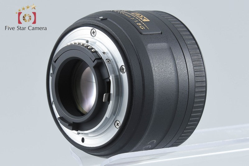 Nikon AF-S DX NIKKOR 35mm f/1.8 G w/ Box