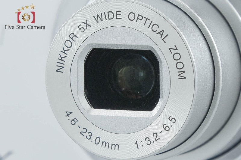 Nikon COOLPIX A100 Silver 20.0 MP Digital Camera w/ Box