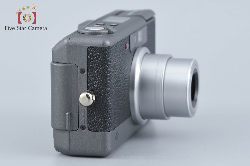 FUJIFILM NATURA CLASSICA 35mm Point & Shoot Film Camera