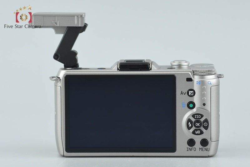 "Shutter count 3,916" PENTAX Q7 Silver 12.4 MP Digital Camera 5-15 Lens