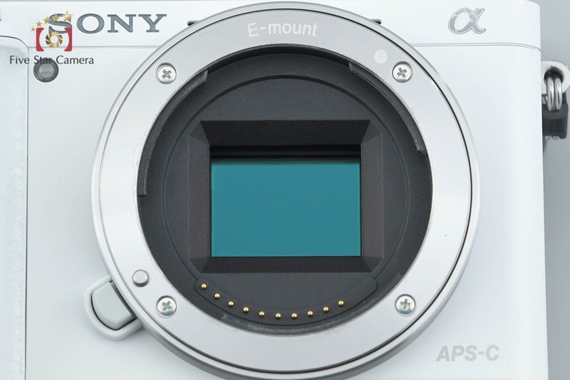 Sony Alpha α6000 ILCE-6000 White 24.3 MP 16-50 Lens [Multiple Languages]