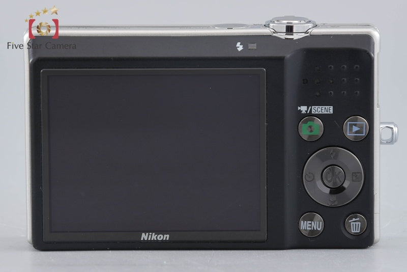 Nikon COOLPIX S570 Silver 12.0 MP Digital Camera