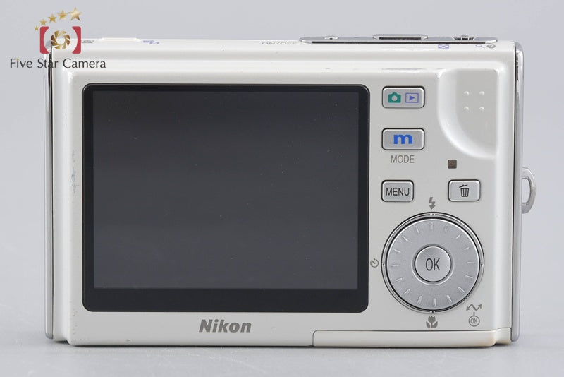 Nikon COOLPIX S5 Gloss White 6.0 MP Digital Camera