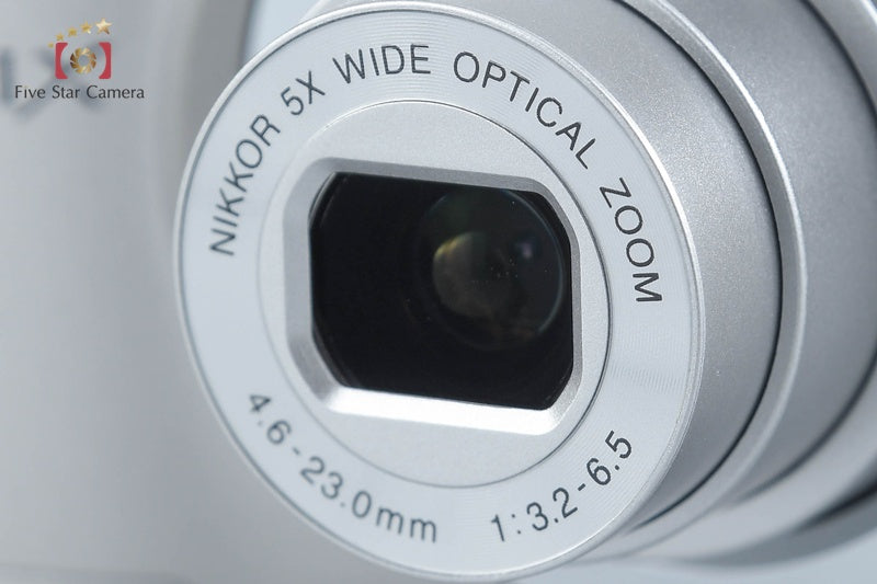 Nikon COOLPIX A10 Silver 16.2 MP Digital Camera
