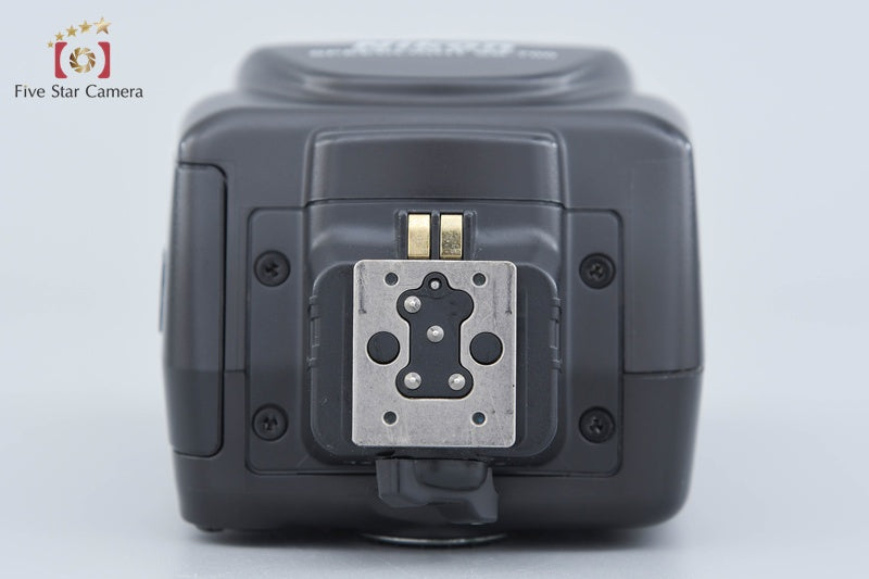 Nikon SPEEDLIGHT SB-700 Shoe Mount Flash