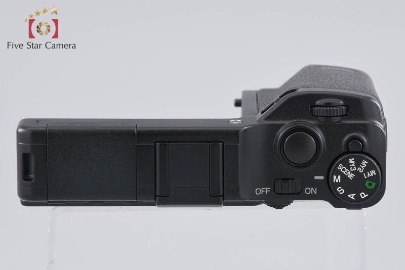 "Shutter Count 49" Ricoh GXR 10.0 MP Digital Mirrorless Camera Body