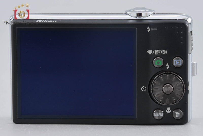 Nikon COOLPIX S620 Silver 12.2 MP Digital Camera