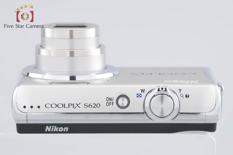 Nikon COOLPIX S620 Silver 12.2 MP Digital Camera