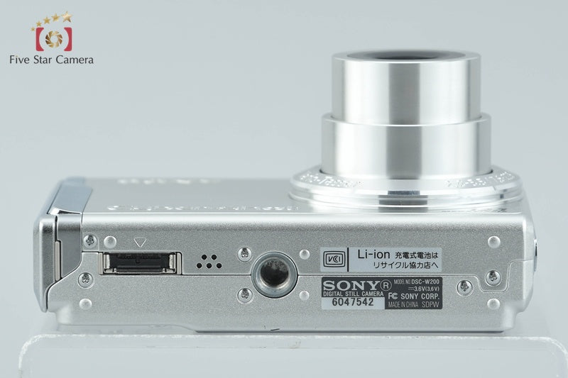 SONY Cyber-shot DSC-W200 Silver 12.1 MP Digital Camera [Japanese Language Only]