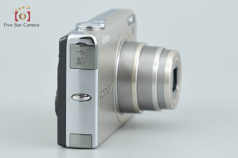 Nikon COOLPIX S640 Ice Silver 12.2 MP Digital Camera
