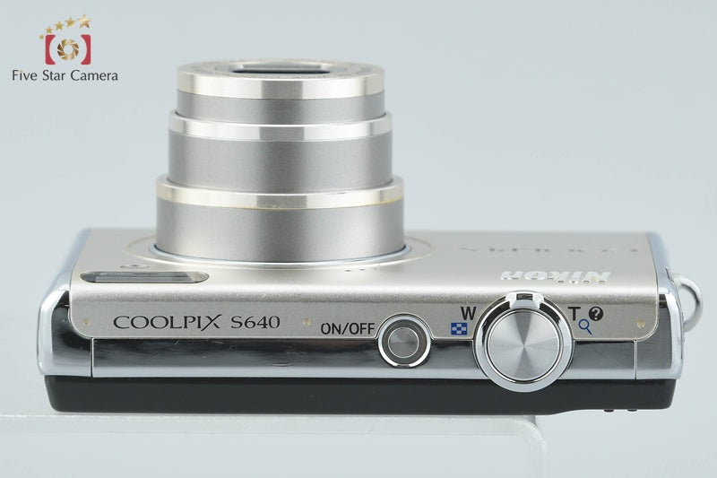 Nikon COOLPIX S640 Ice Silver 12.2 MP Digital Camera