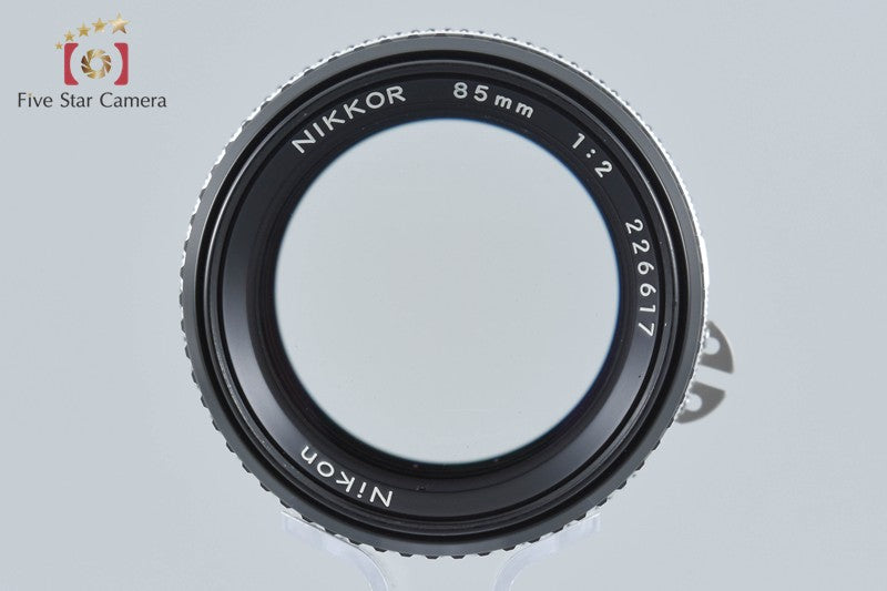 Nikon Ai NIKKOR 85mm f/2
