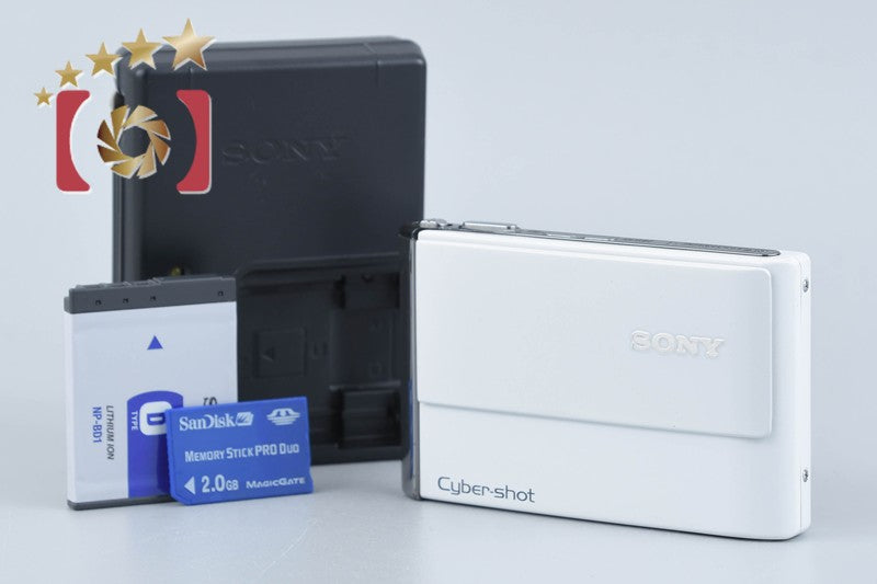 Sony Cyber-Shot DSC-T70 White 8.1 MP Digital Camera [Japanese Language Only]