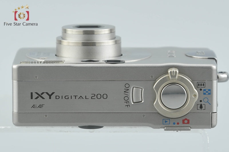Canon IXY Digital 200 2.2 MP Digital Camera