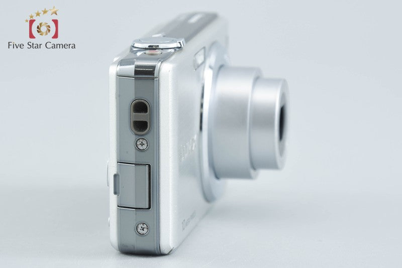 Panasonic LUMIX DMC-FS7 Silver 10.1 MP Digital Camera [Japanese Language Only]
